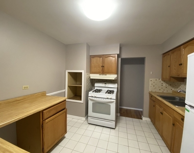 8994 Kennedy Drive - Photo Thumbnail 12
