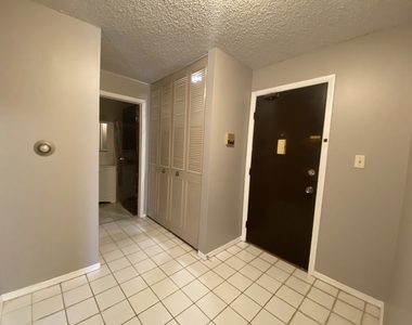 8994 Kennedy Drive - Photo Thumbnail 7