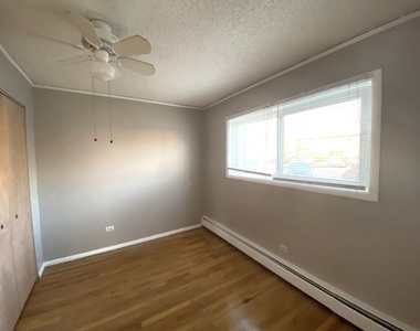 8994 Kennedy Drive - Photo Thumbnail 3