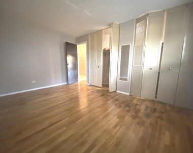 8994 Kennedy Drive - Photo Thumbnail 5