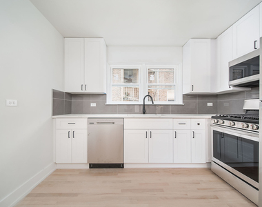 5201 W Wellington Avenue - Photo Thumbnail 2