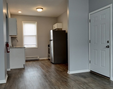 6601 S Green Street - Photo Thumbnail 5