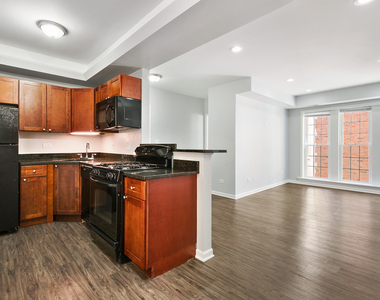 7730 N Ashland Avenue - Photo Thumbnail 2