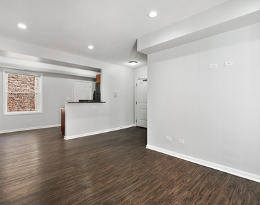7730 N Ashland Avenue - Photo Thumbnail 9