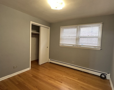 6118 W Gunnison Street - Photo Thumbnail 4
