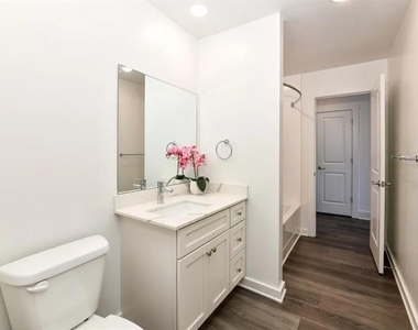 5055 Southwood Road - Photo Thumbnail 11