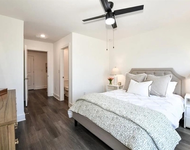 5055 Southwood Road - Photo Thumbnail 6