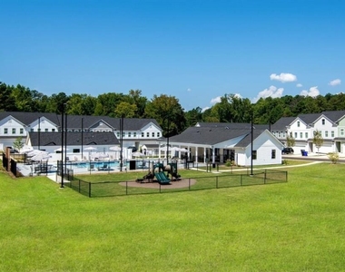 5055 Southwood Road - Photo Thumbnail 22