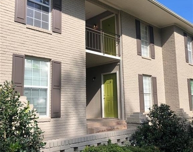 2786 Old Hapeville Road Sw - Photo Thumbnail 1