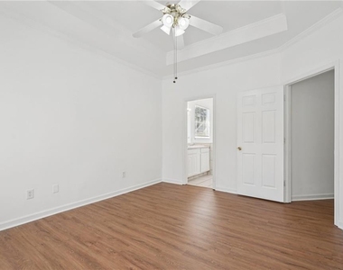 2596 Bates Street Se - Photo Thumbnail 21