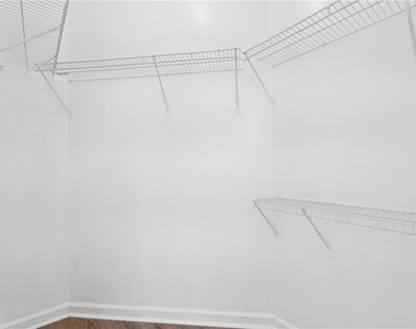 2596 Bates Street Se - Photo Thumbnail 26