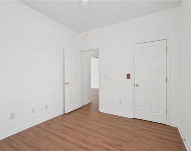 2596 Bates Street Se - Photo Thumbnail 28