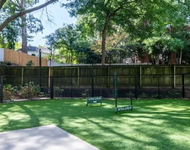 2025 Peachtree Road Ne - Photo Thumbnail 28