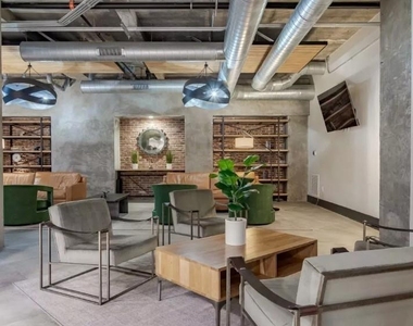 2025 Peachtree Road Ne - Photo Thumbnail 17