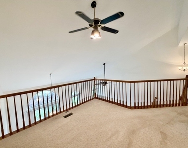 627 Cobblestone Court - Photo Thumbnail 9