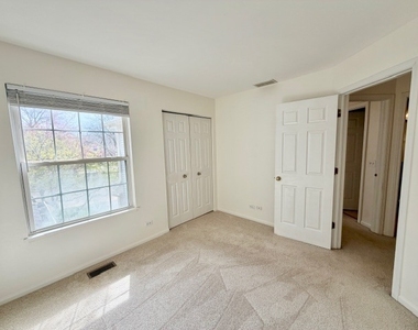 627 Cobblestone Court - Photo Thumbnail 18