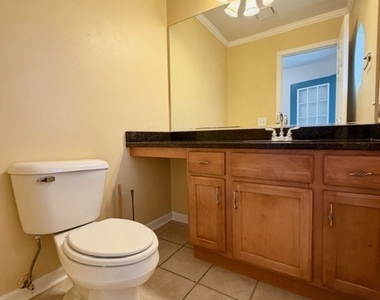 627 Cobblestone Court - Photo Thumbnail 16