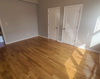 1407 E 69th Place - Photo Thumbnail 8