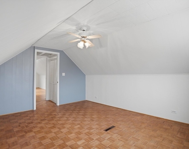 8912 Windsor Lane - Photo Thumbnail 19