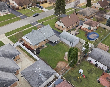8912 Windsor Lane - Photo Thumbnail 36