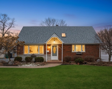 8912 Windsor Lane - Photo Thumbnail 30