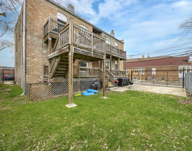 6649 S Rhodes Avenue - Photo Thumbnail 12