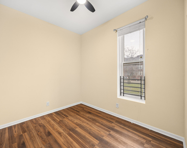 6649 S Rhodes Avenue - Photo Thumbnail 5