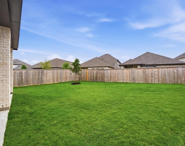 11215 Leaf Shelter Lane - Photo Thumbnail 21