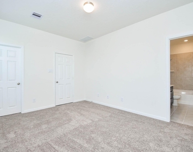 25230 Benroe Street - Photo Thumbnail 13