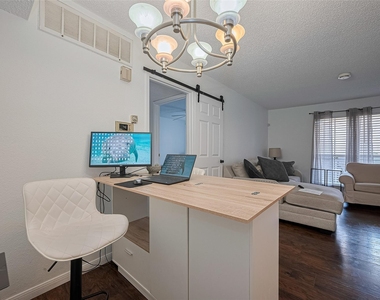 1505 Ward Road - Photo Thumbnail 16