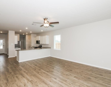 401 San Miguel Creek Drive - Photo Thumbnail 3