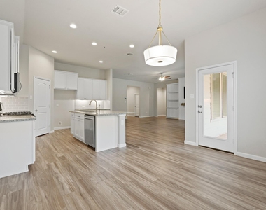 18206 Bayonne Channel Court - Photo Thumbnail 11