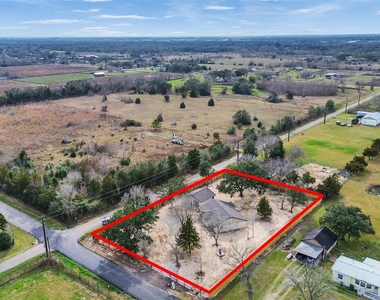 4835 County Road 380 - Photo Thumbnail 36