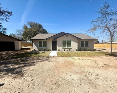 4835 County Road 380 - Photo Thumbnail 31