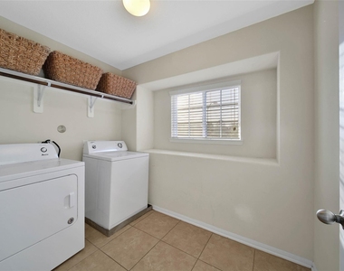 4010 Duneberry Trail - Photo Thumbnail 27