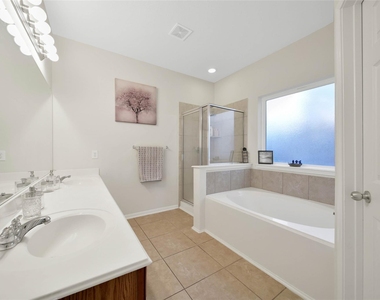 4010 Duneberry Trail - Photo Thumbnail 18