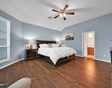 4010 Duneberry Trail - Photo Thumbnail 16
