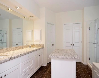6902 Afton Woods Drive - Photo Thumbnail 13