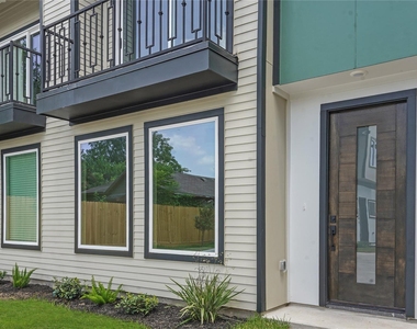 1313 Knight Street - Photo Thumbnail 11