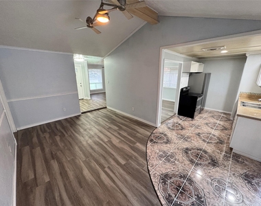 23115 Ludgate Drive - Photo Thumbnail 10