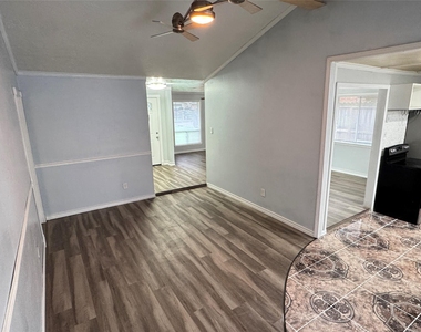 23115 Ludgate Drive - Photo Thumbnail 9