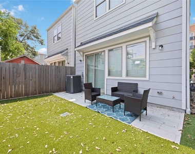 1324 W Pierce St - Photo Thumbnail 3