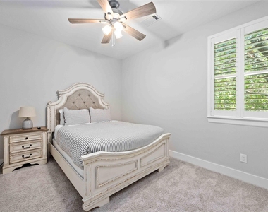 1324 W Pierce St - Photo Thumbnail 23