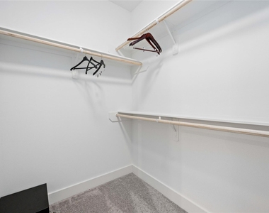 1324 W Pierce St - Photo Thumbnail 19