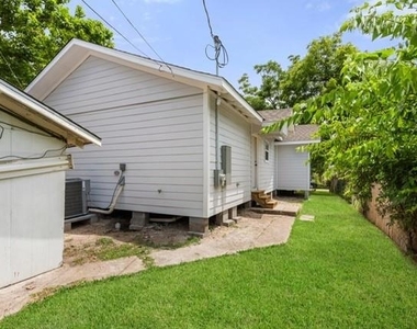 3106 Michigan Street - Photo Thumbnail 13