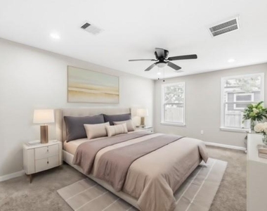 3106 Michigan Street - Photo Thumbnail 8