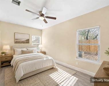 5618 Ridgeway Drive - Photo Thumbnail 15
