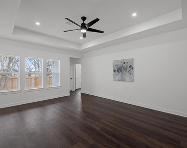 7430 Avenue E - Photo Thumbnail 15