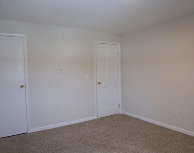 180 N Main - Photo Thumbnail 20