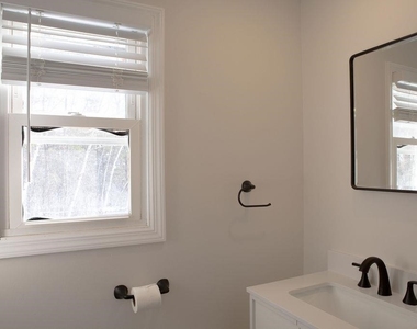 180 N Main - Photo Thumbnail 11